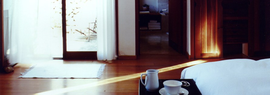 double-bedroom-1370x485